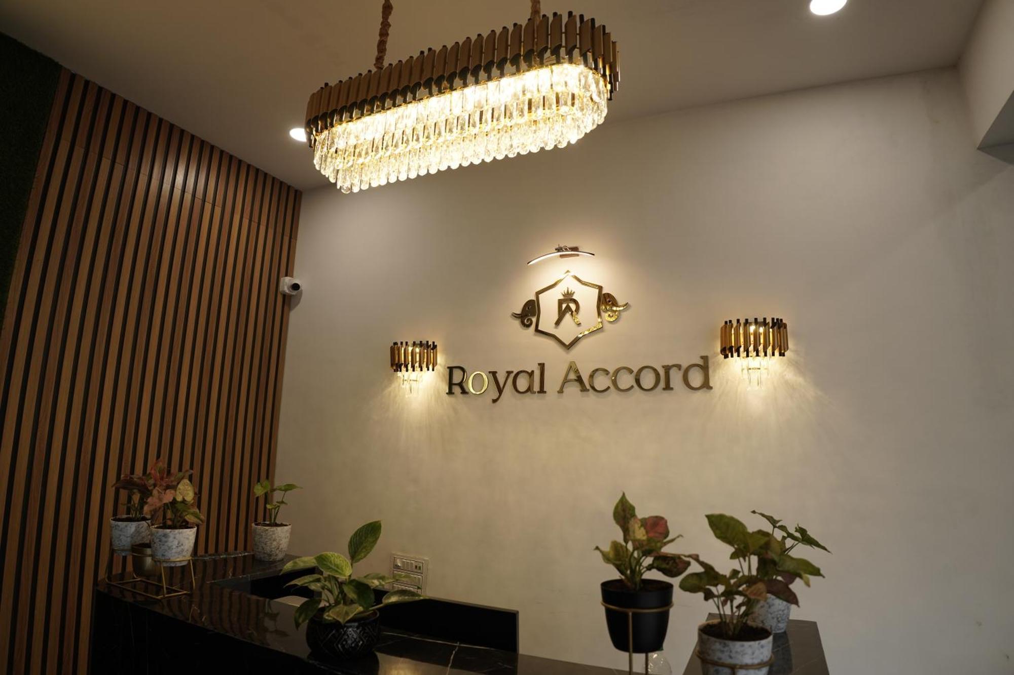 Hotel Royal Accord Súrat Exteriér fotografie
